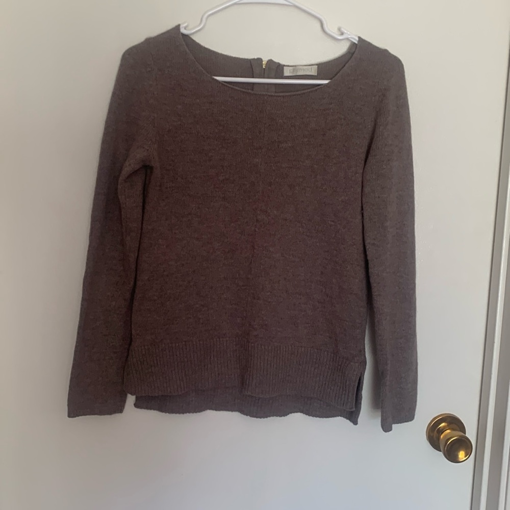 Women’s Promod brown sweater with golden zipper on the back. Size Small